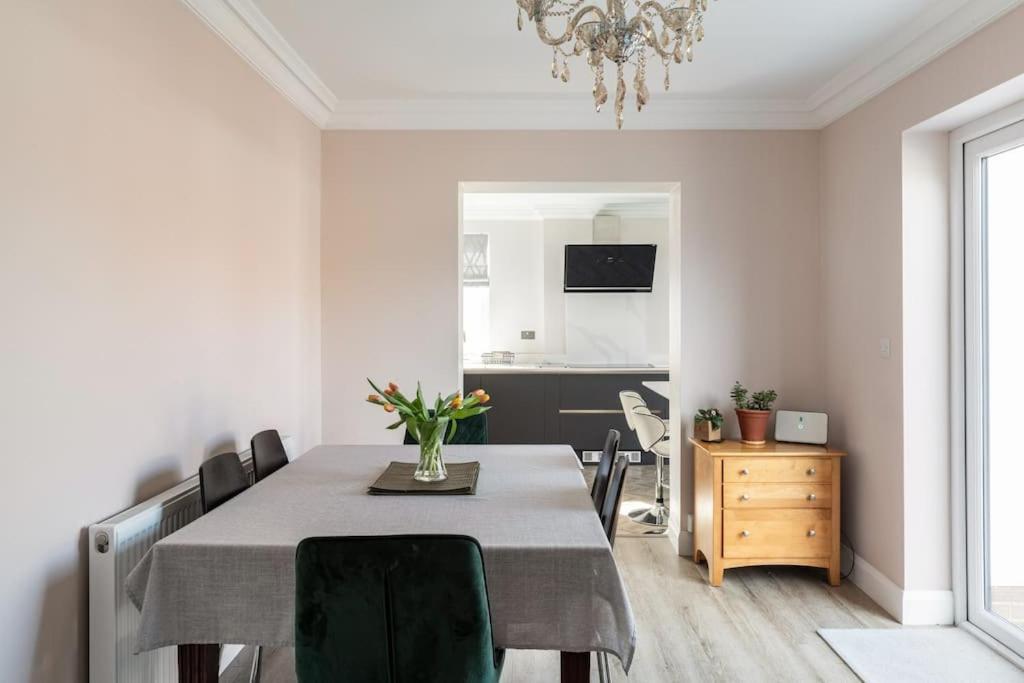 Home By The Sea In Rustington Luaran gambar