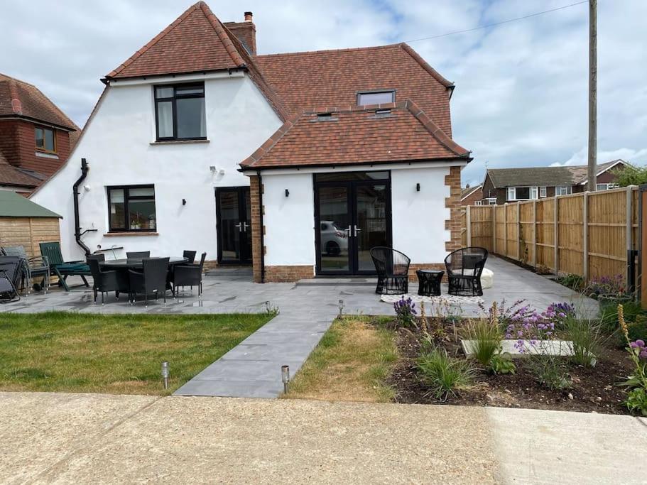 Home By The Sea In Rustington Luaran gambar