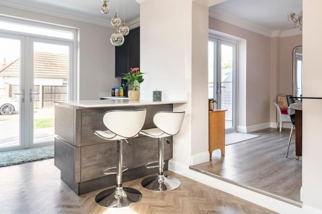 Home By The Sea In Rustington Luaran gambar